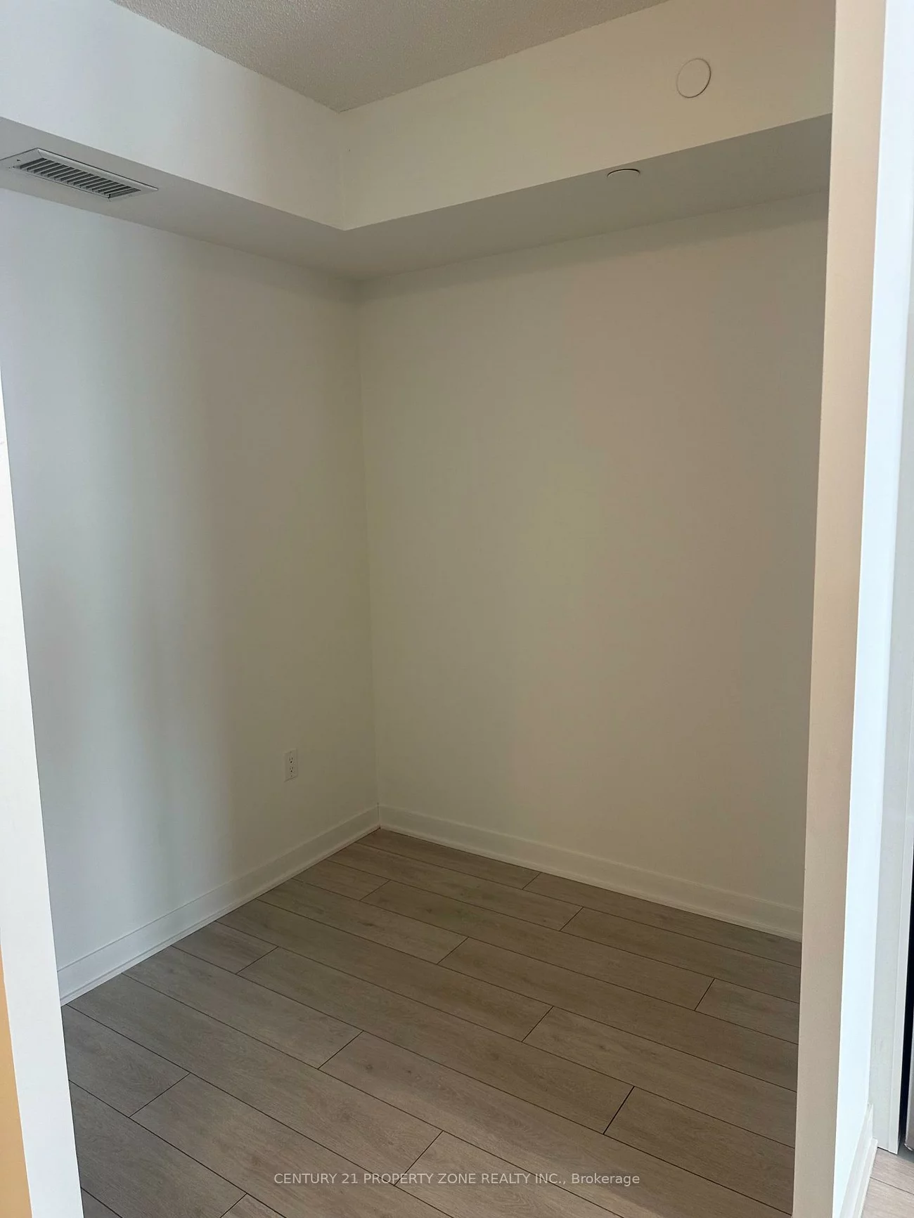 260, Malta, Fletcher's Creek South, Brampton