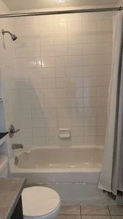 50, SKY HARBOUR, Bram West, Brampton