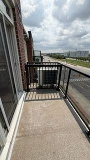 50, SKY HARBOUR, Bram West, Brampton
