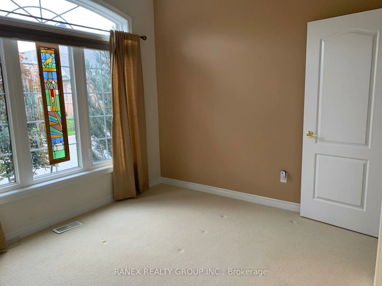 44, Locust, Sandringham-Wellington, Brampton