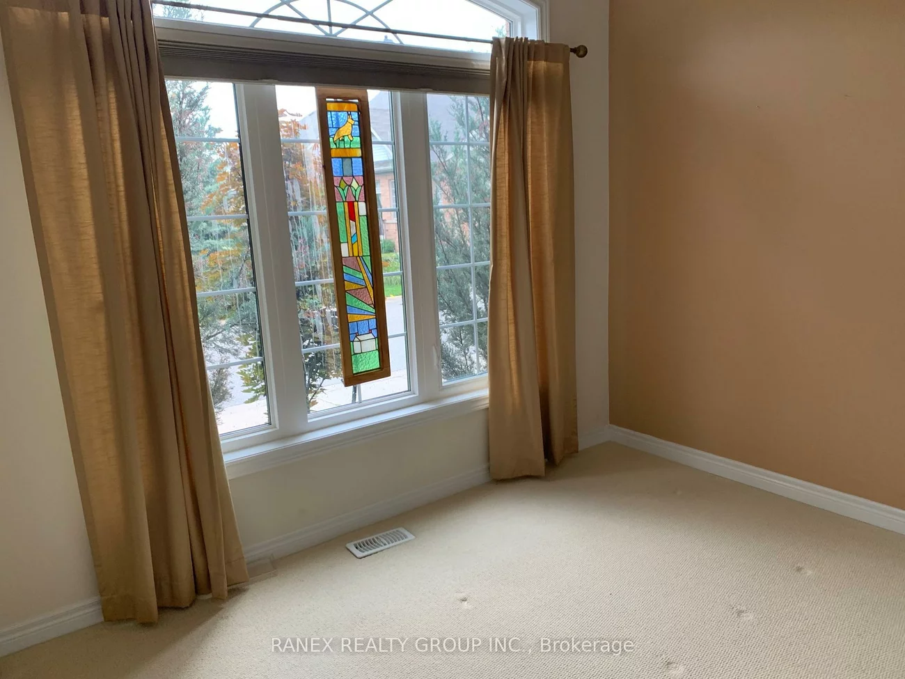 44, Locust, Sandringham-Wellington, Brampton