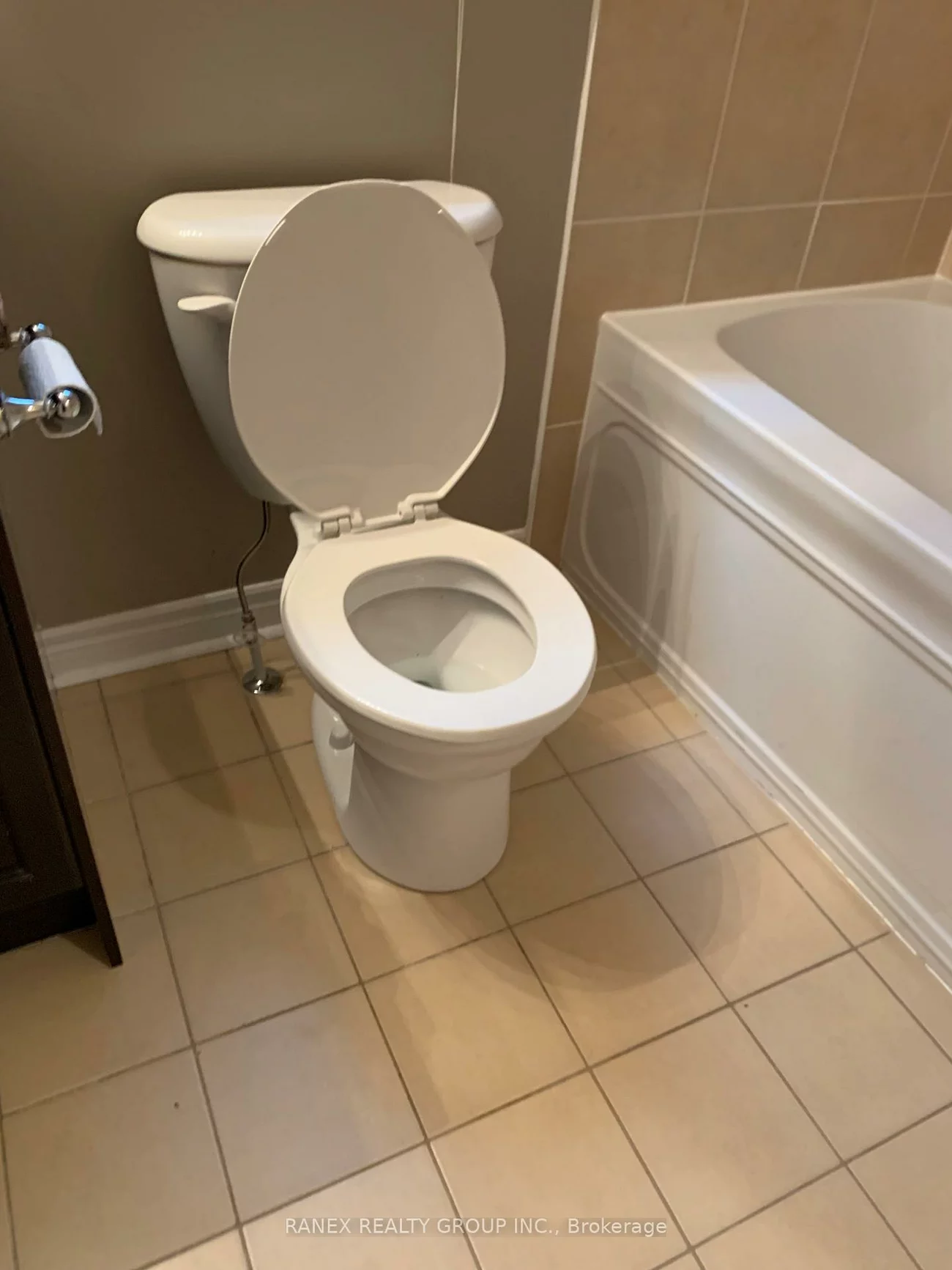 44, Locust, Sandringham-Wellington, Brampton