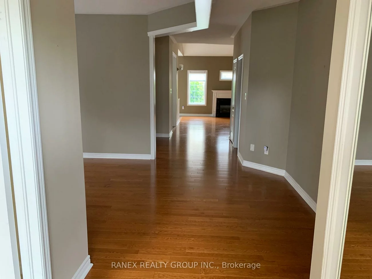 44, Locust, Sandringham-Wellington, Brampton