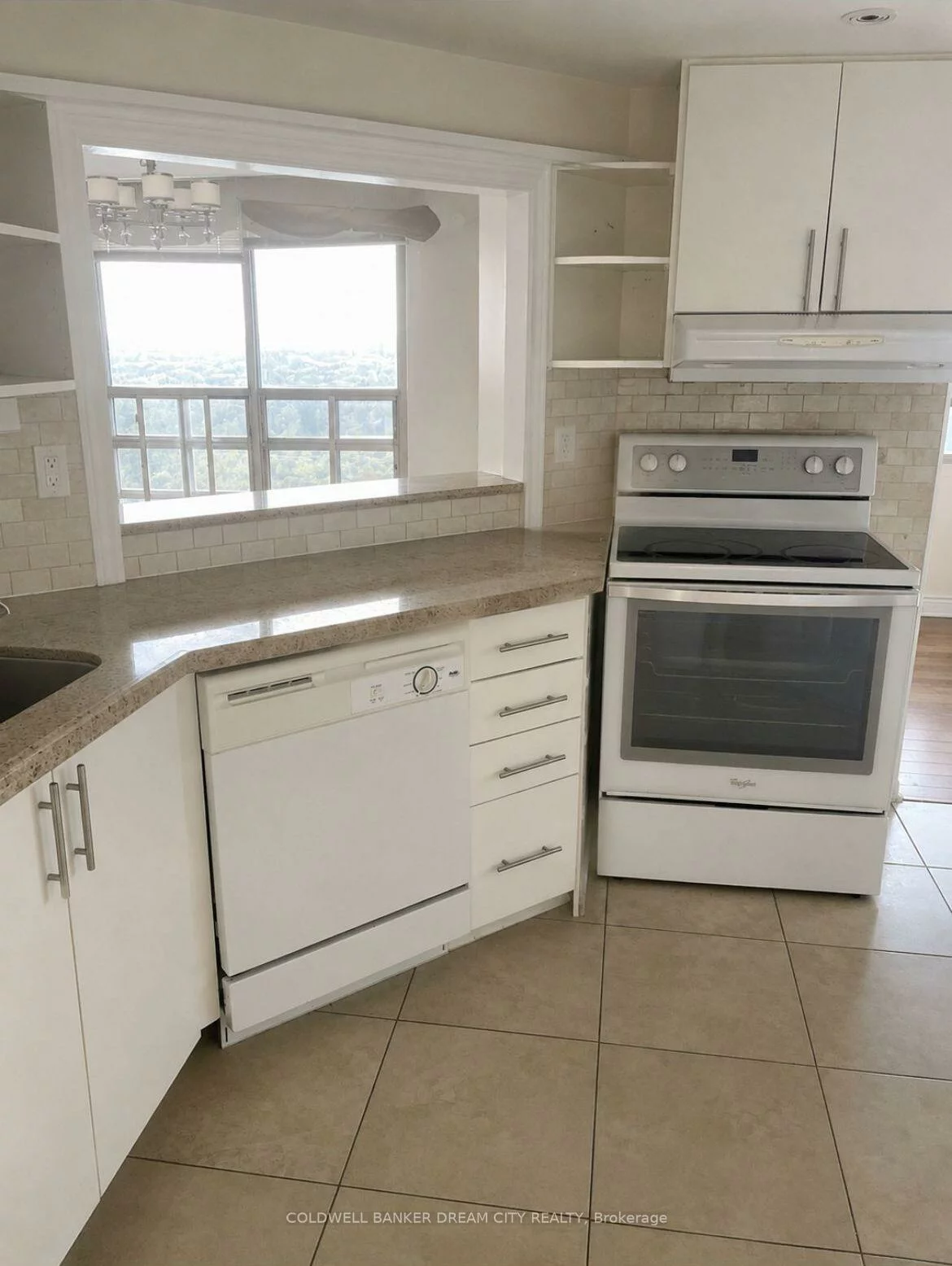 310, Mill, Brampton South, Brampton