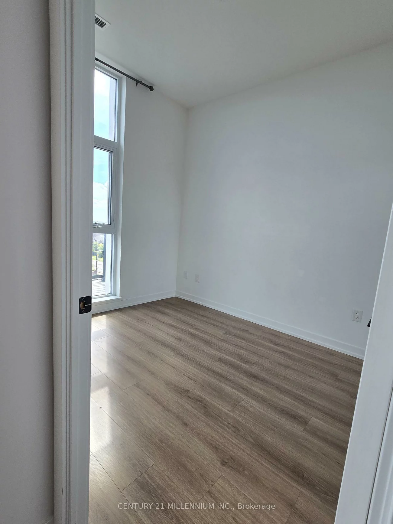 10, Lagerfeld, Northwest Brampton, Brampton