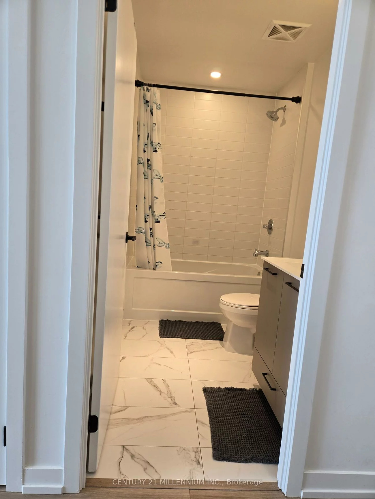 10, Lagerfeld, Northwest Brampton, Brampton