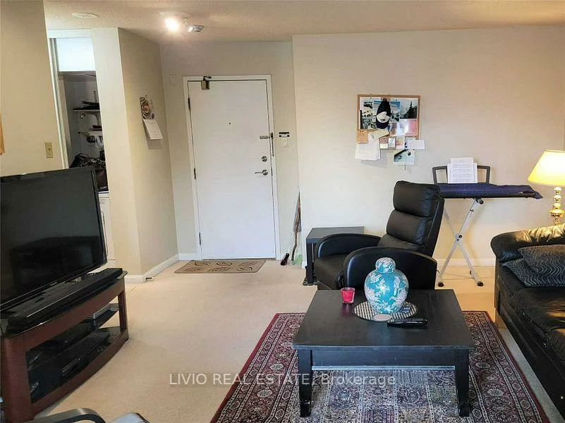 10, Laurelcrest, Queen Street Corridor, Brampton