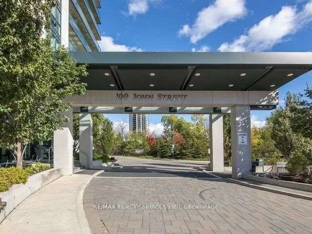 100, John, Downtown Brampton, Brampton