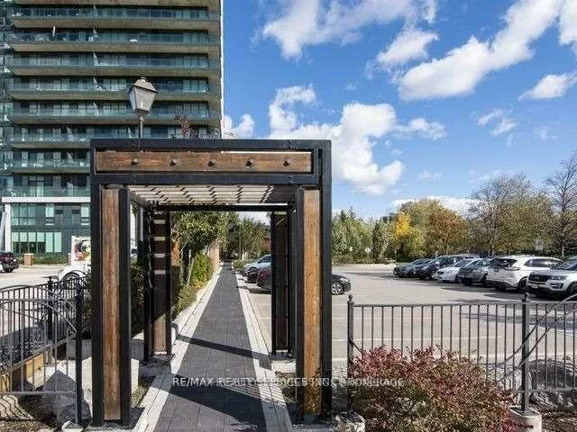 100, John, Downtown Brampton, Brampton