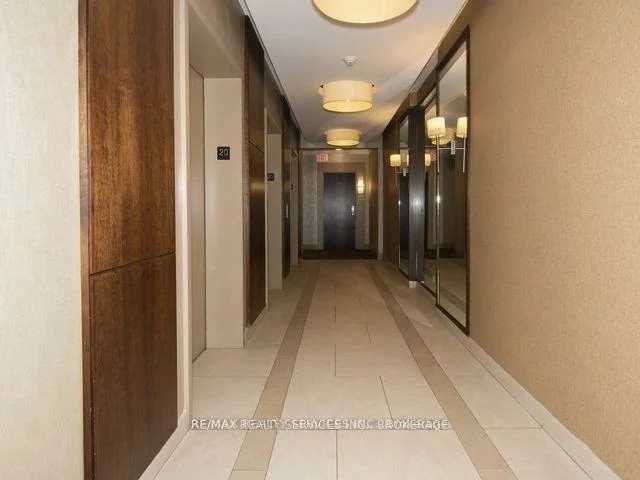 100, John, Downtown Brampton, Brampton