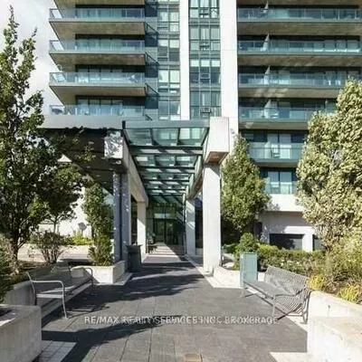 100, John, Downtown Brampton, Brampton