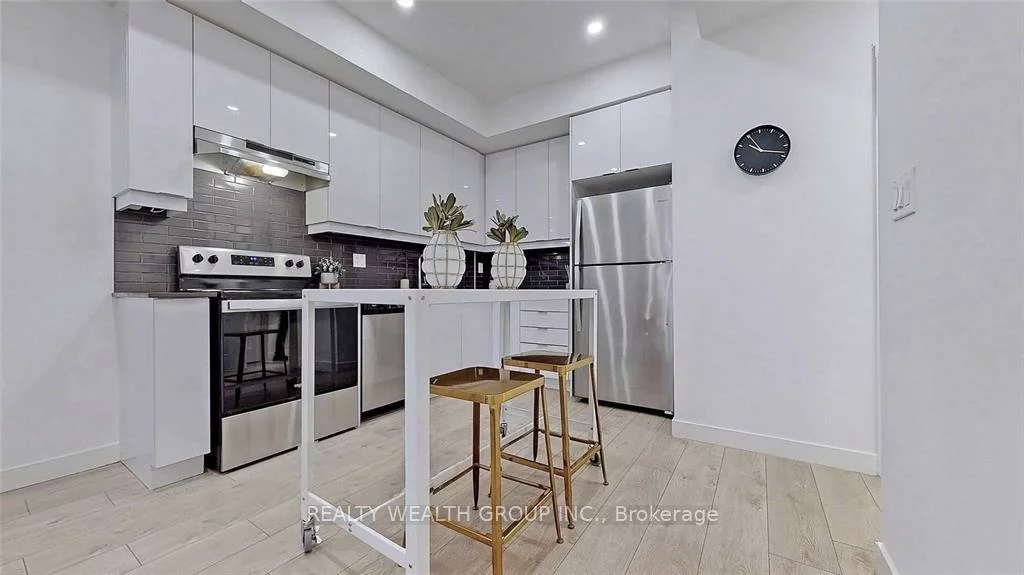 200, Malta, Fletcher's Creek South, Brampton