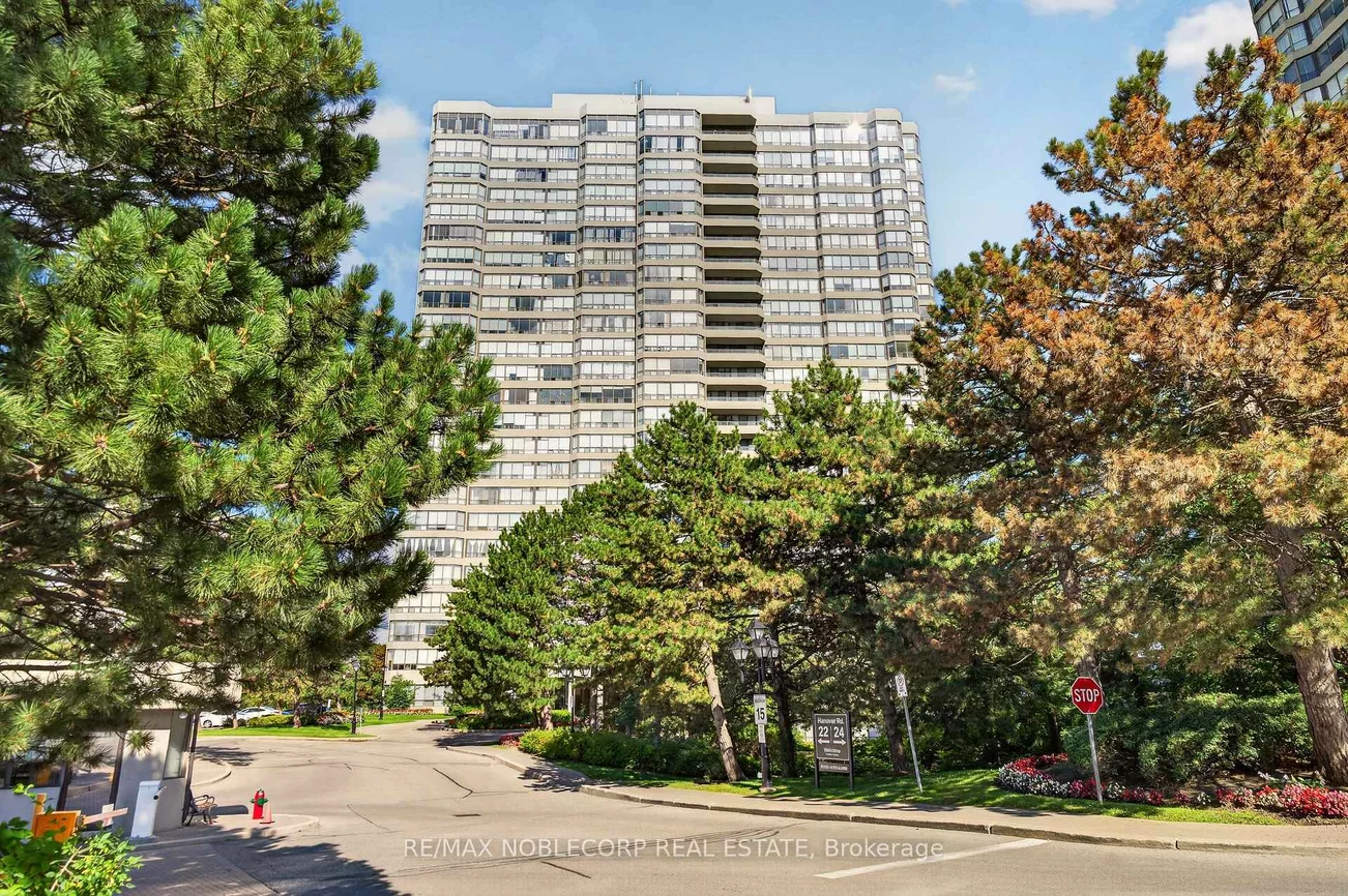 22, Hanover, Queen Street Corridor, Brampton