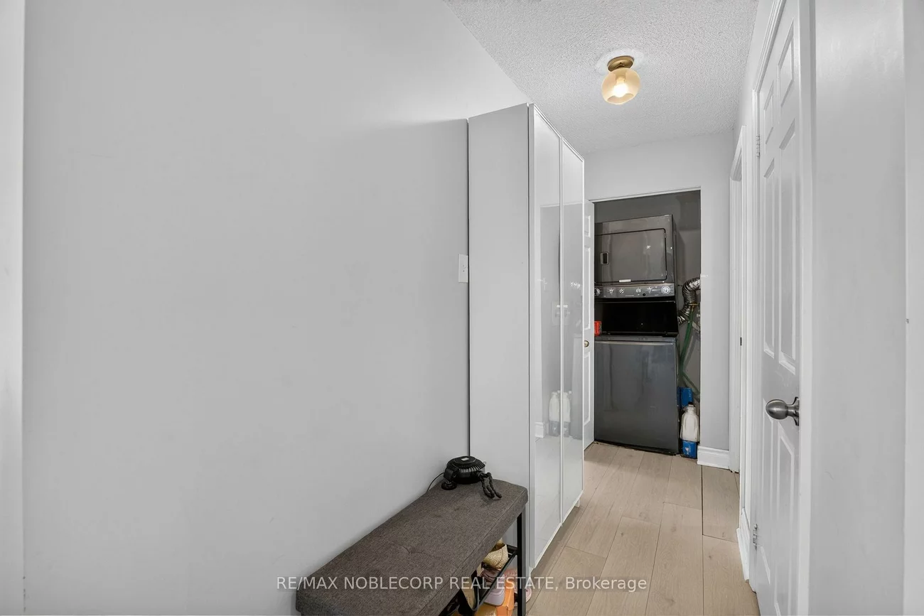 22, Hanover, Queen Street Corridor, Brampton