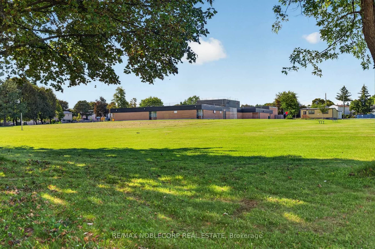 22, Hanover, Queen Street Corridor, Brampton