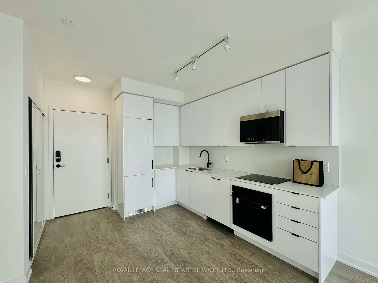 225, Malta, Fletcher's Creek South, Brampton