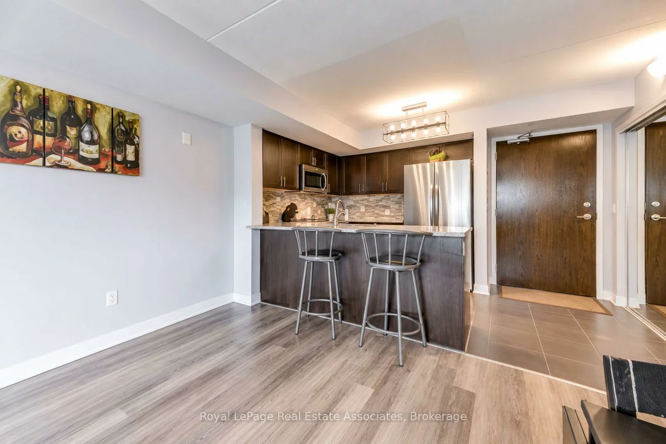 40, Via Rosedale, Sandringham-Wellington, Brampton
