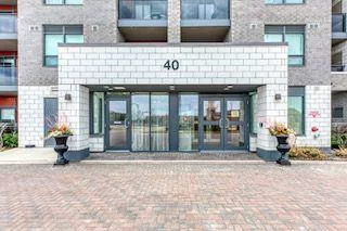 40, Via Rosedale, Sandringham-Wellington, Brampton