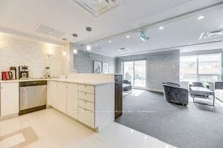 40, Via Rosedale, Sandringham-Wellington, Brampton