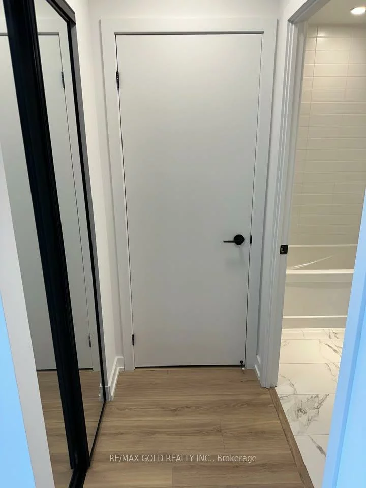 10, Lagerfeld, Northwest Brampton, Brampton
