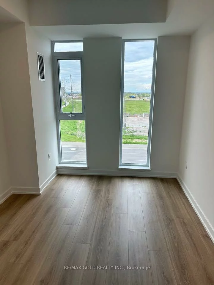 10, Lagerfeld, Northwest Brampton, Brampton
