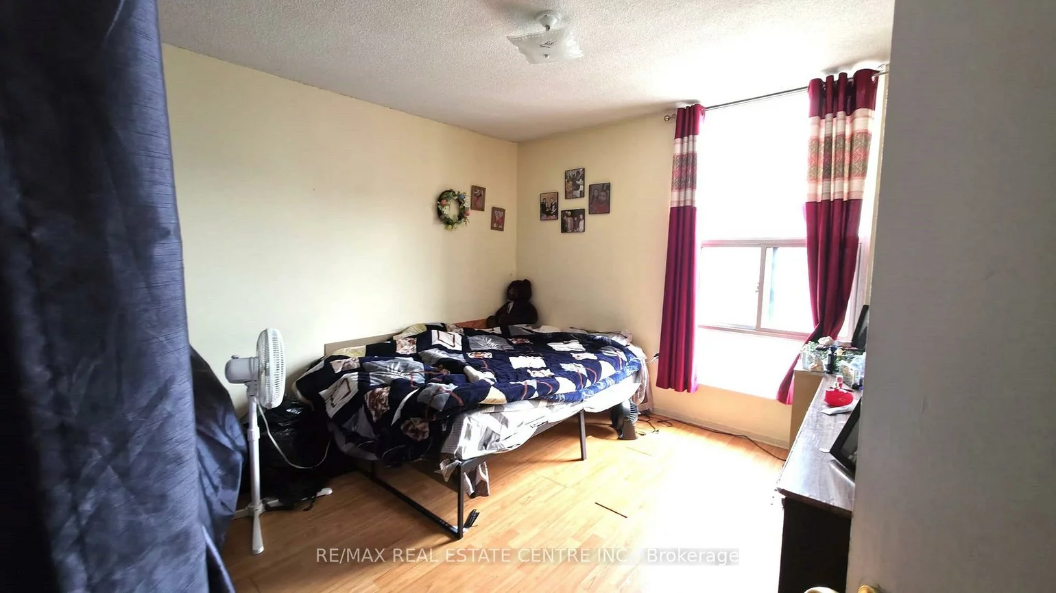17, Knightsbridge, Queen Street Corridor, Brampton