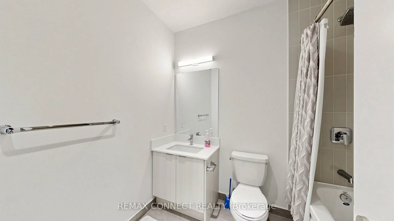 209, Steeles, Fletcher's Creek South, Brampton