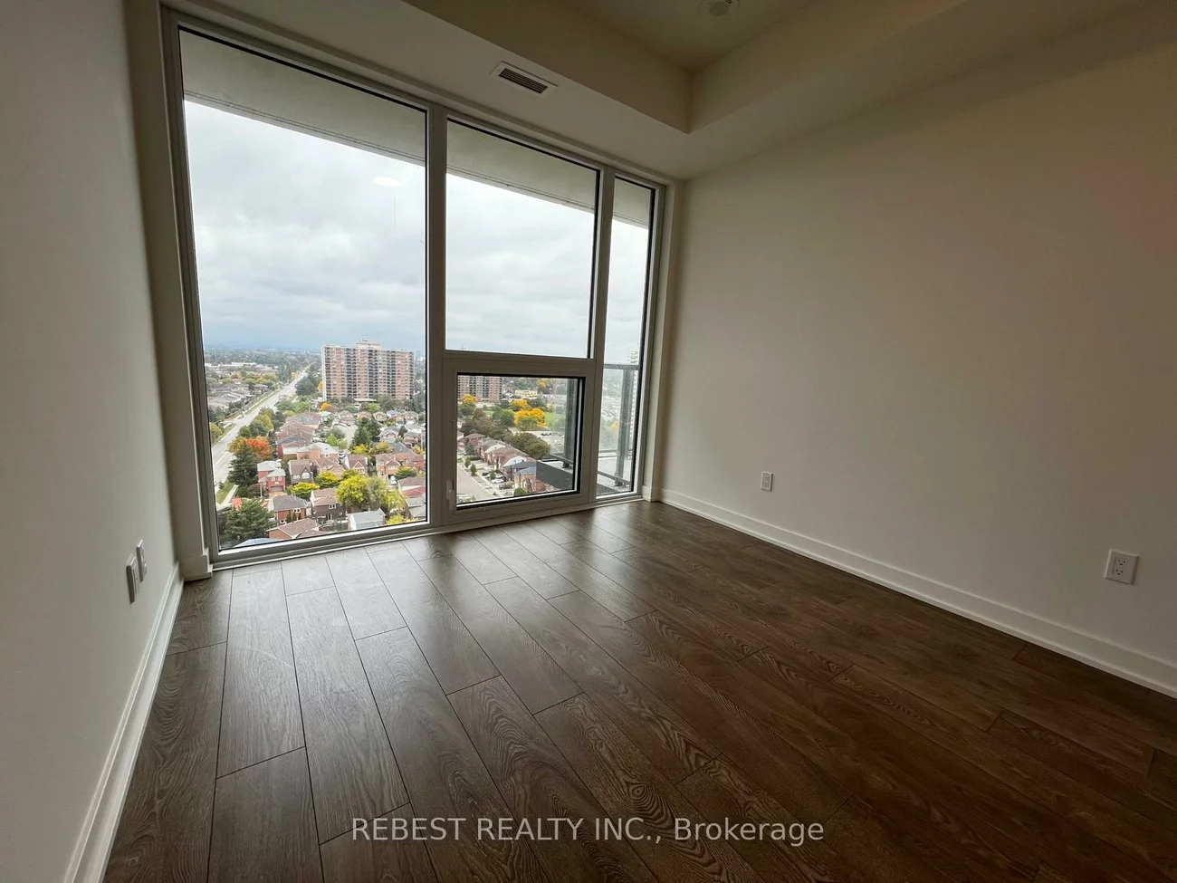 209, Steeles, Fletcher's Creek South, Brampton
