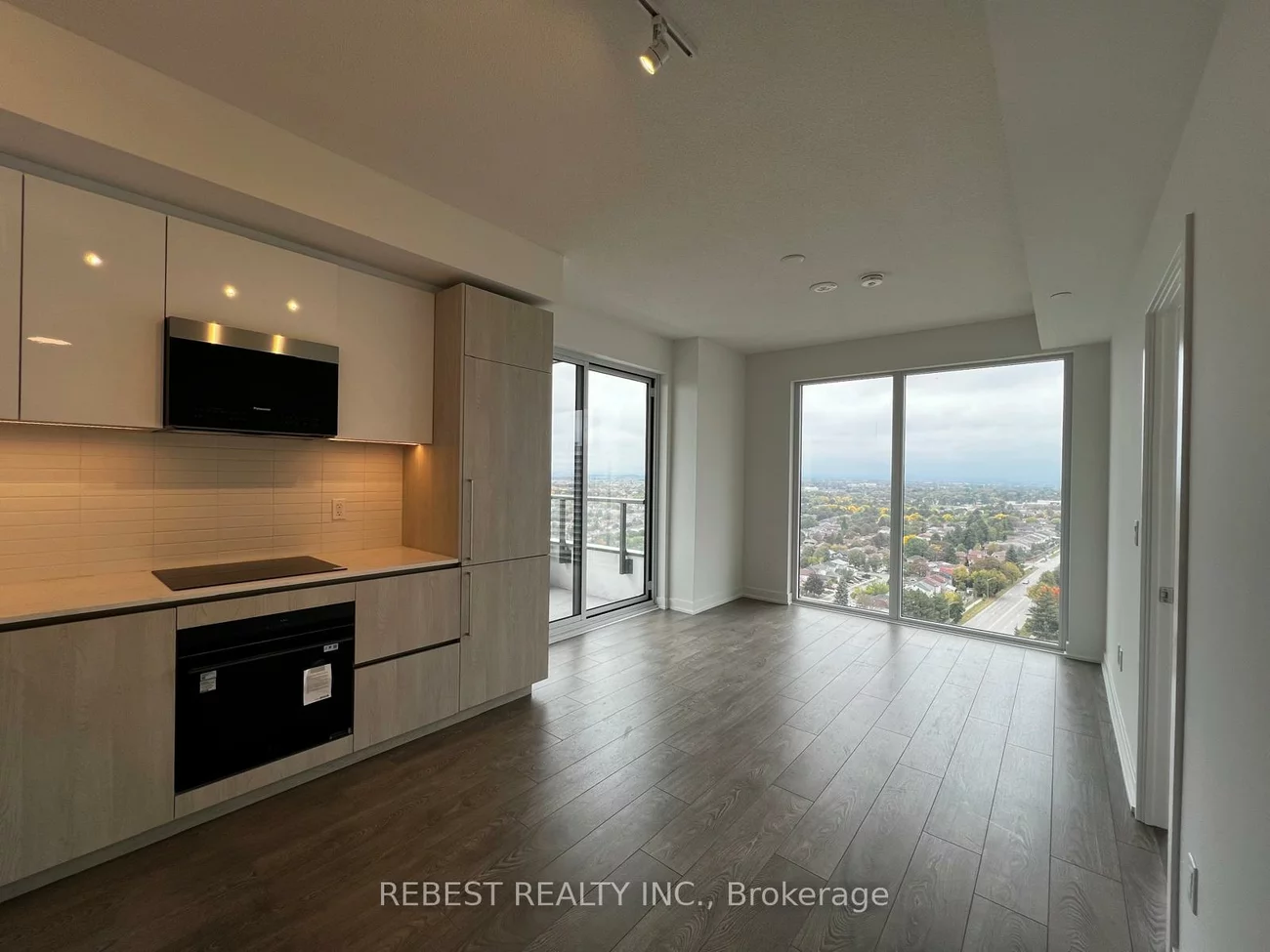 209, Steeles, Fletcher's Creek South, Brampton