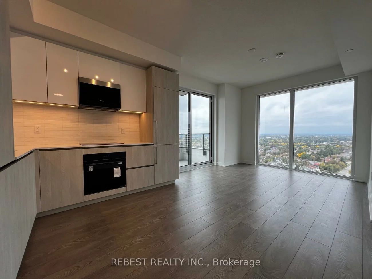 209, Steeles, Fletcher's Creek South, Brampton