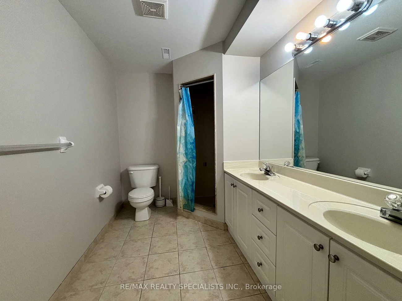 8, Yorkwood, Sandringham-Wellington, Brampton