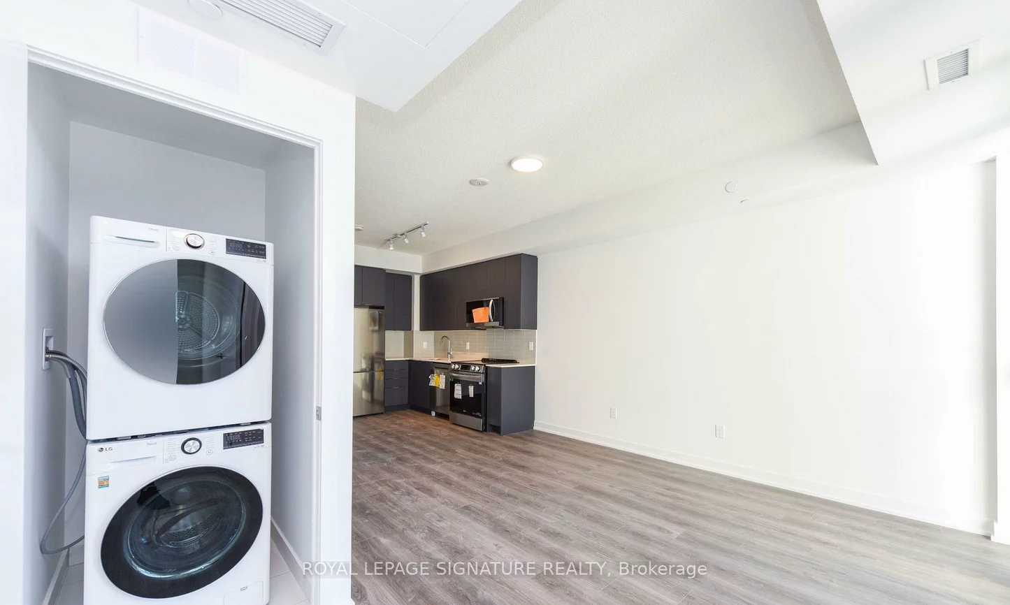 225, Malta, Fletcher's Creek South, Brampton