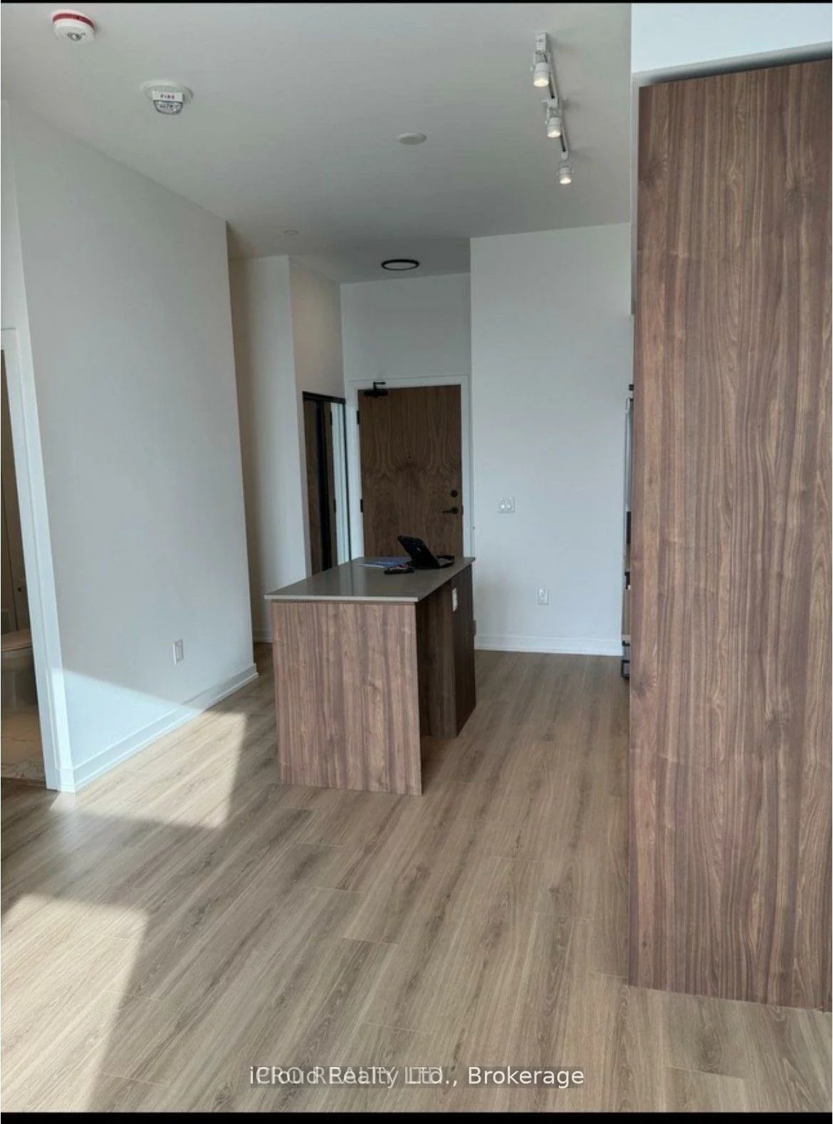 10, Lagerfeld, Northwest Brampton, Brampton