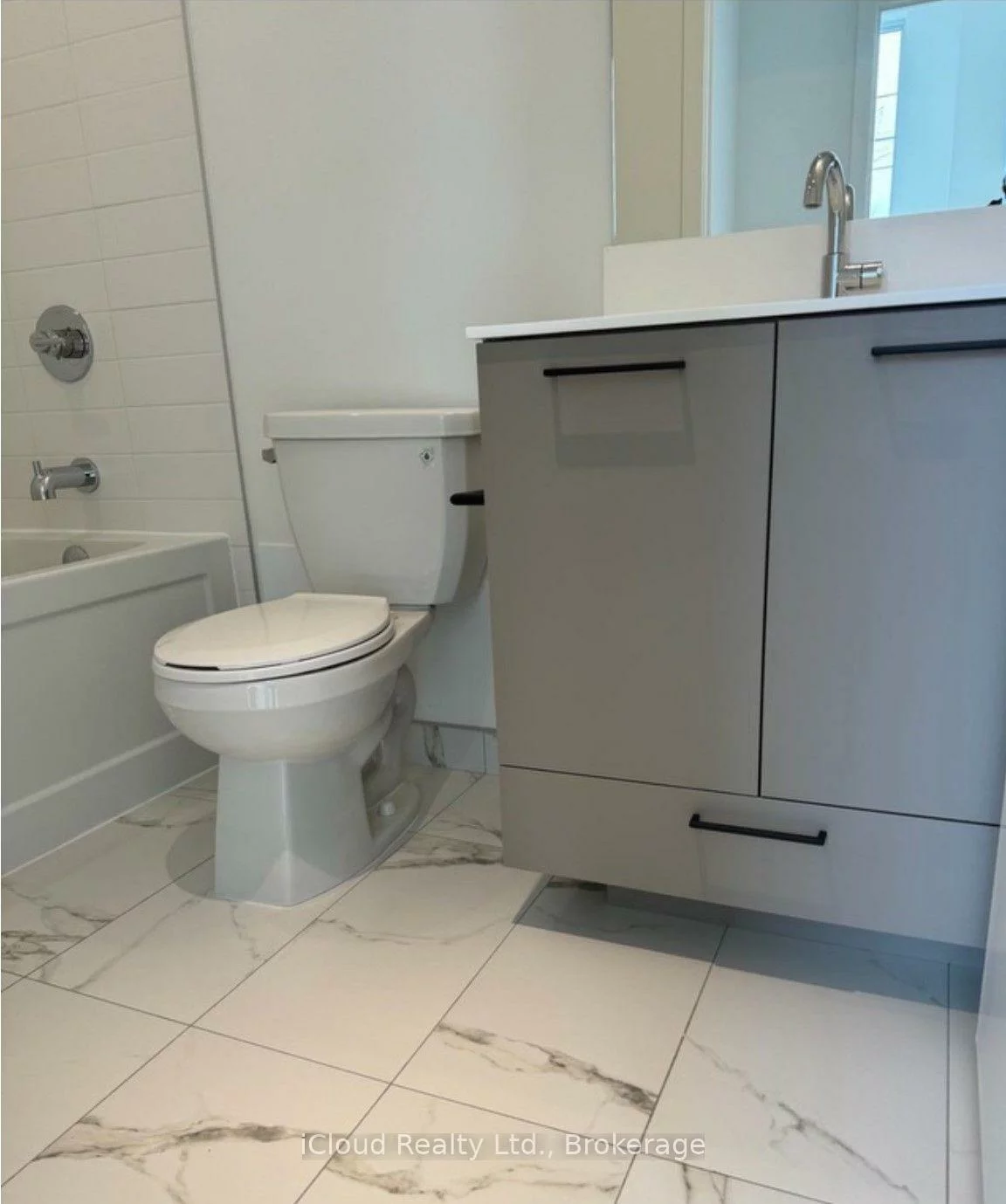 10, Lagerfeld, Northwest Brampton, Brampton