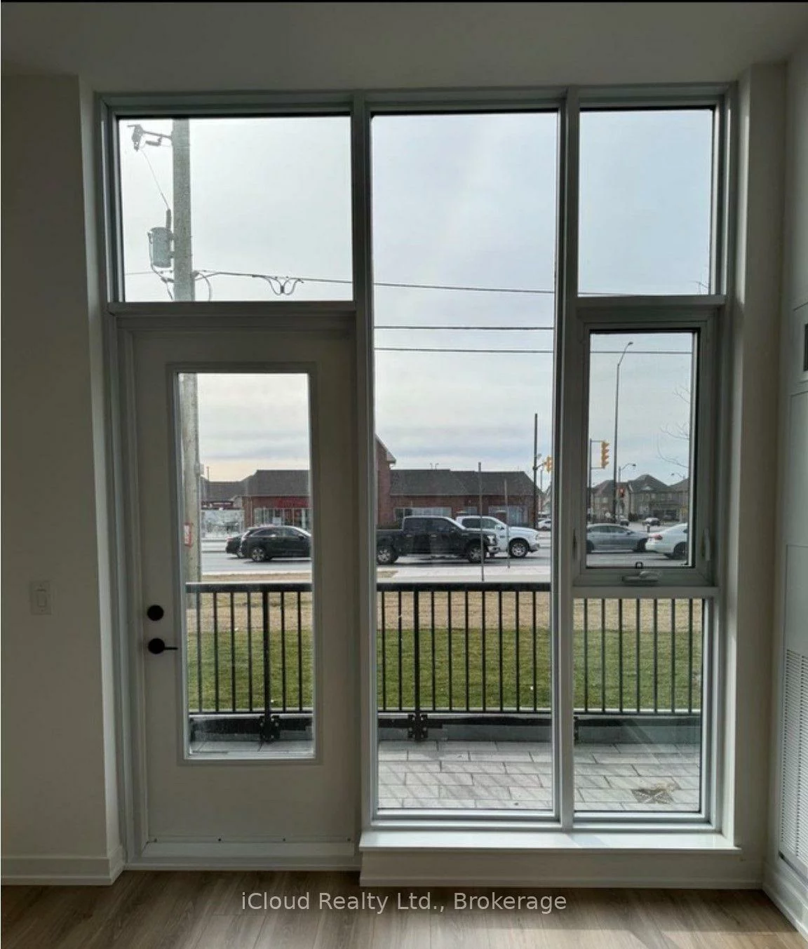 10, Lagerfeld, Northwest Brampton, Brampton