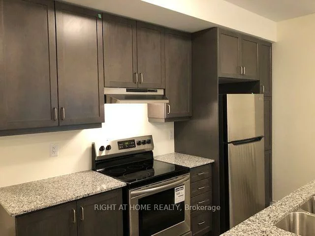 230, Lagerfeld, Northwest Brampton, Brampton