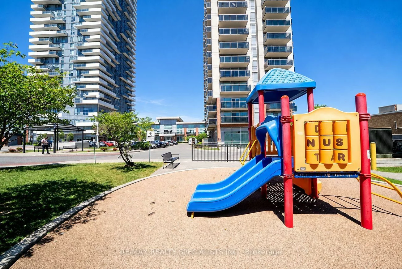 215, Queen, Queen Street Corridor, Brampton