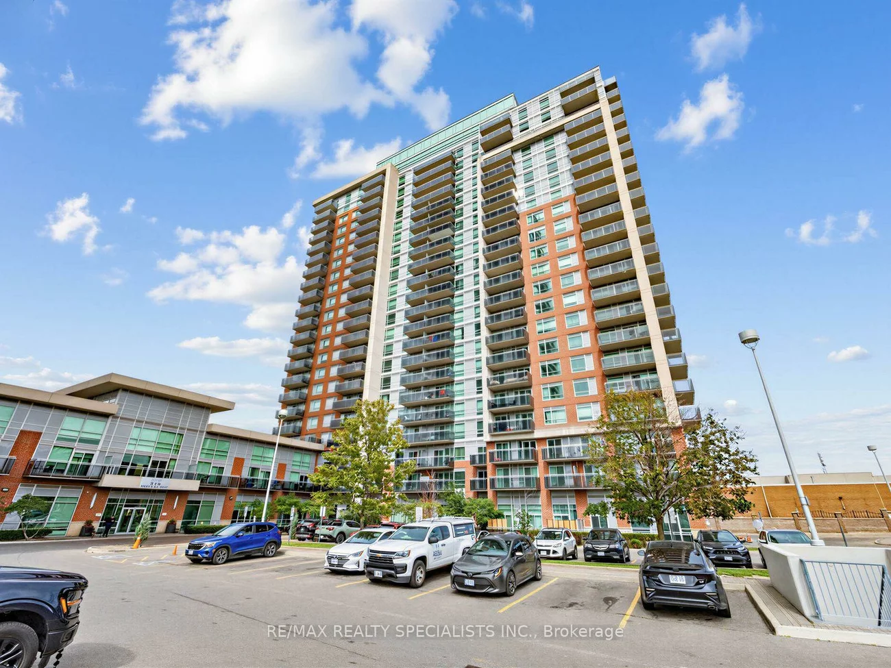 215, Queen, Queen Street Corridor, Brampton