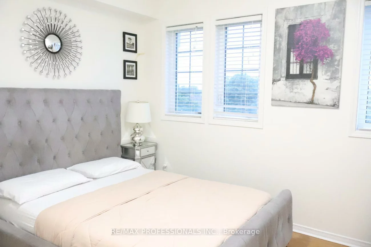 180, Howden, Westgate, Brampton
