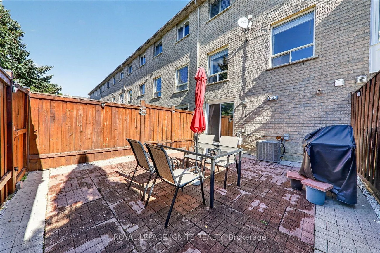 2, Sir Lou, Fletcher's Creek South, Brampton