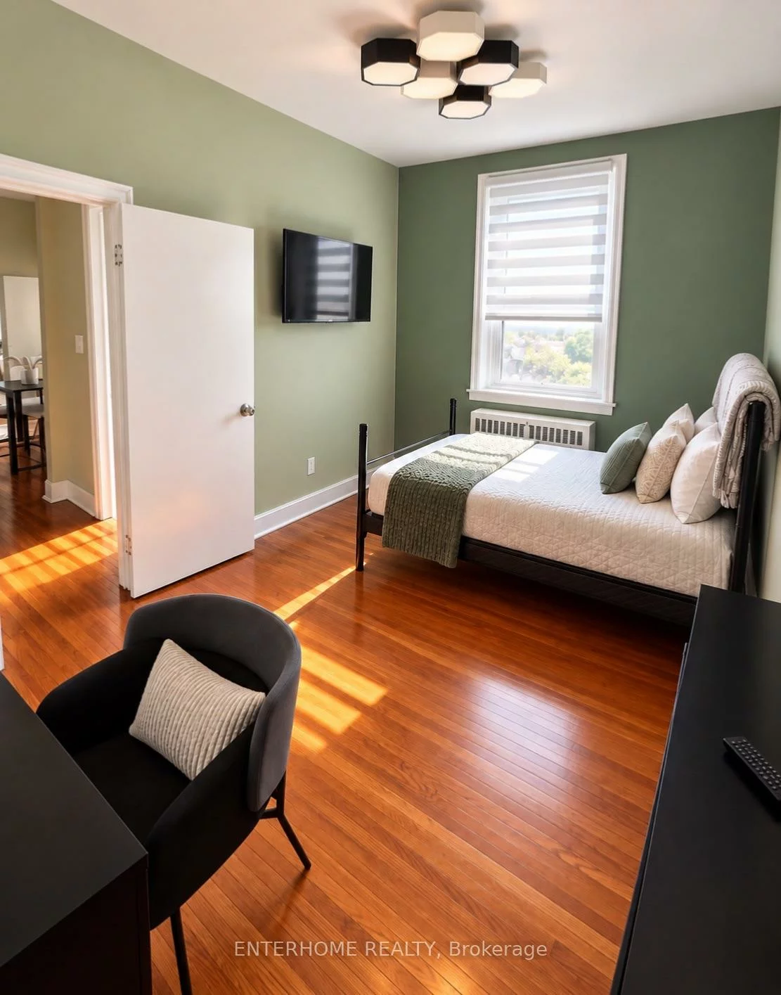 51, queen, Downtown Brampton, Brampton