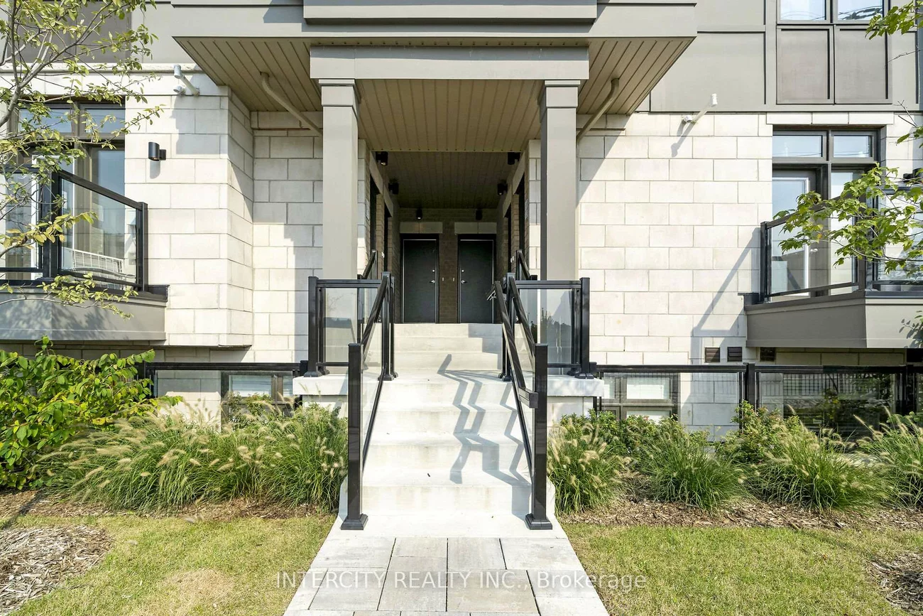 30, Halliford, Goreway Drive Corridor, Brampton