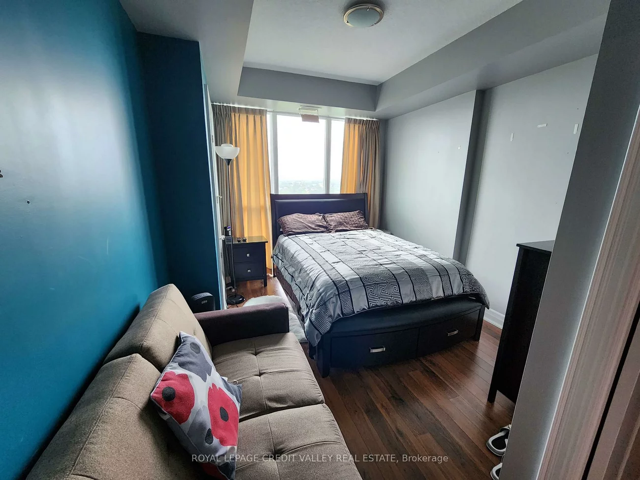 100, John, Downtown Brampton, Brampton