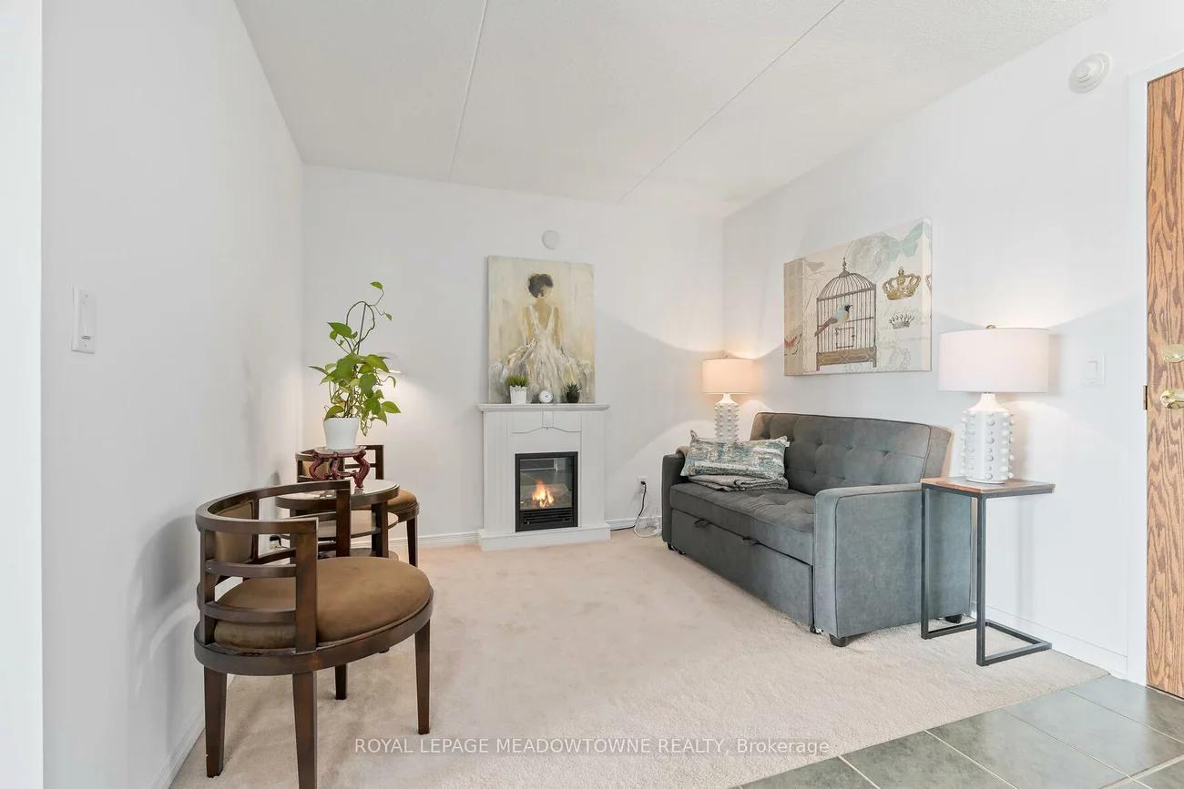 35, Via Rosedale, Sandringham-Wellington, Brampton