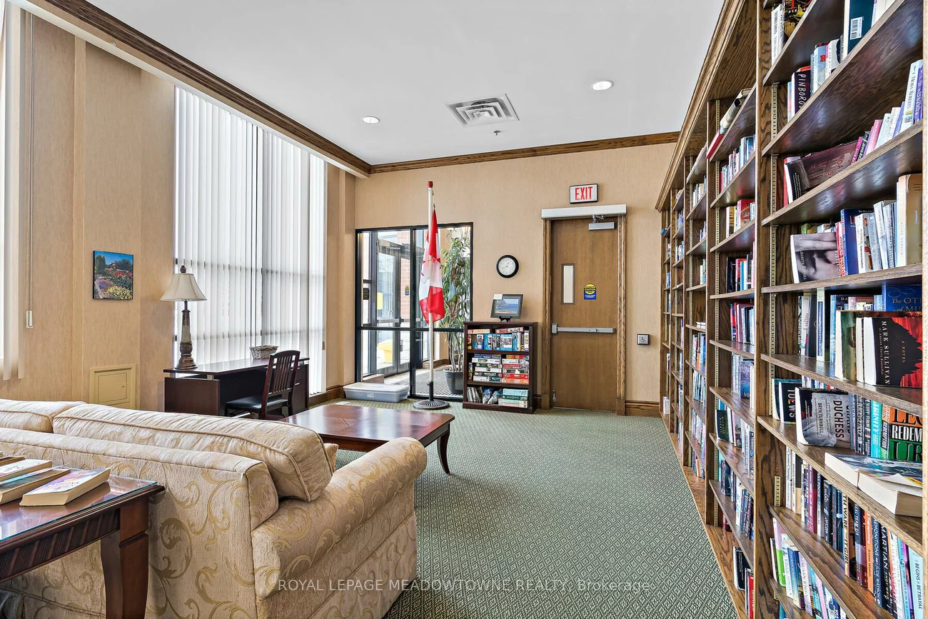 35, Via Rosedale, Sandringham-Wellington, Brampton