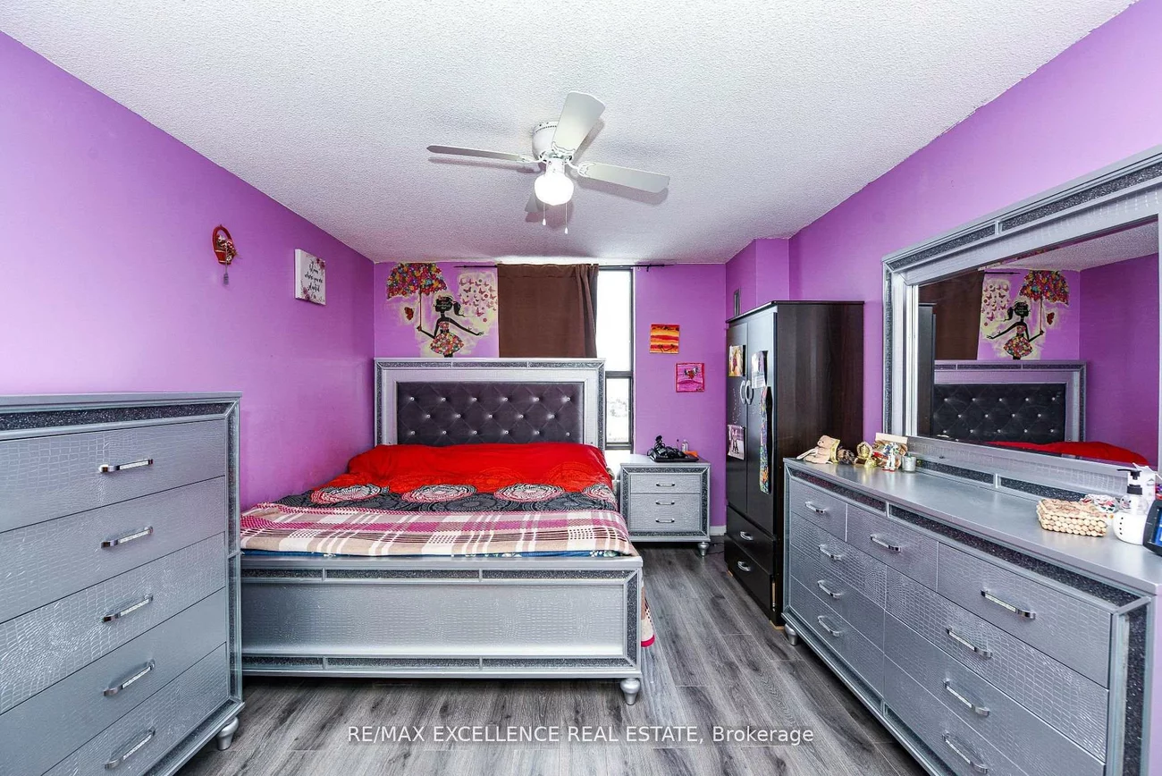 17, KNIGHTSBRIDGE, Queen Street Corridor, Brampton