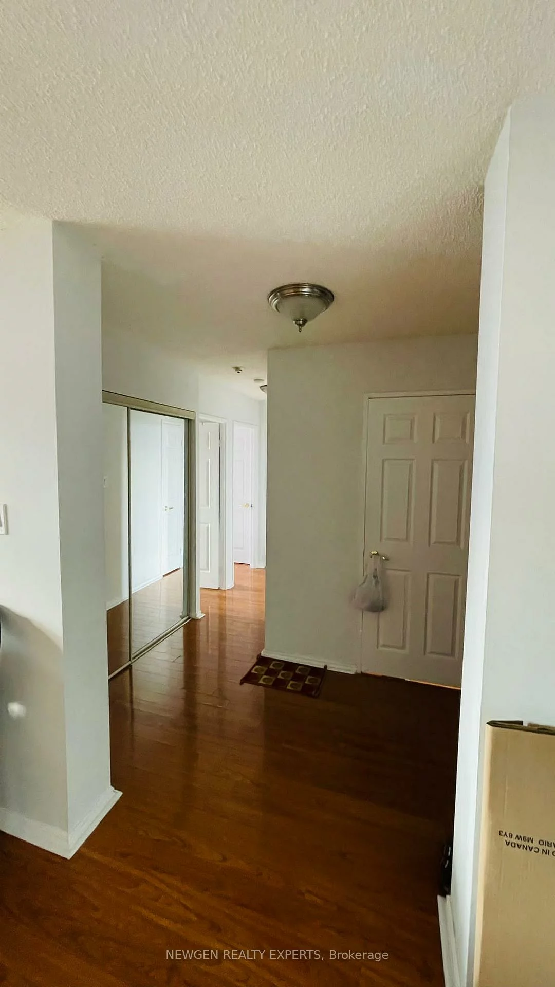100, County, Fletcher's Creek South, Brampton