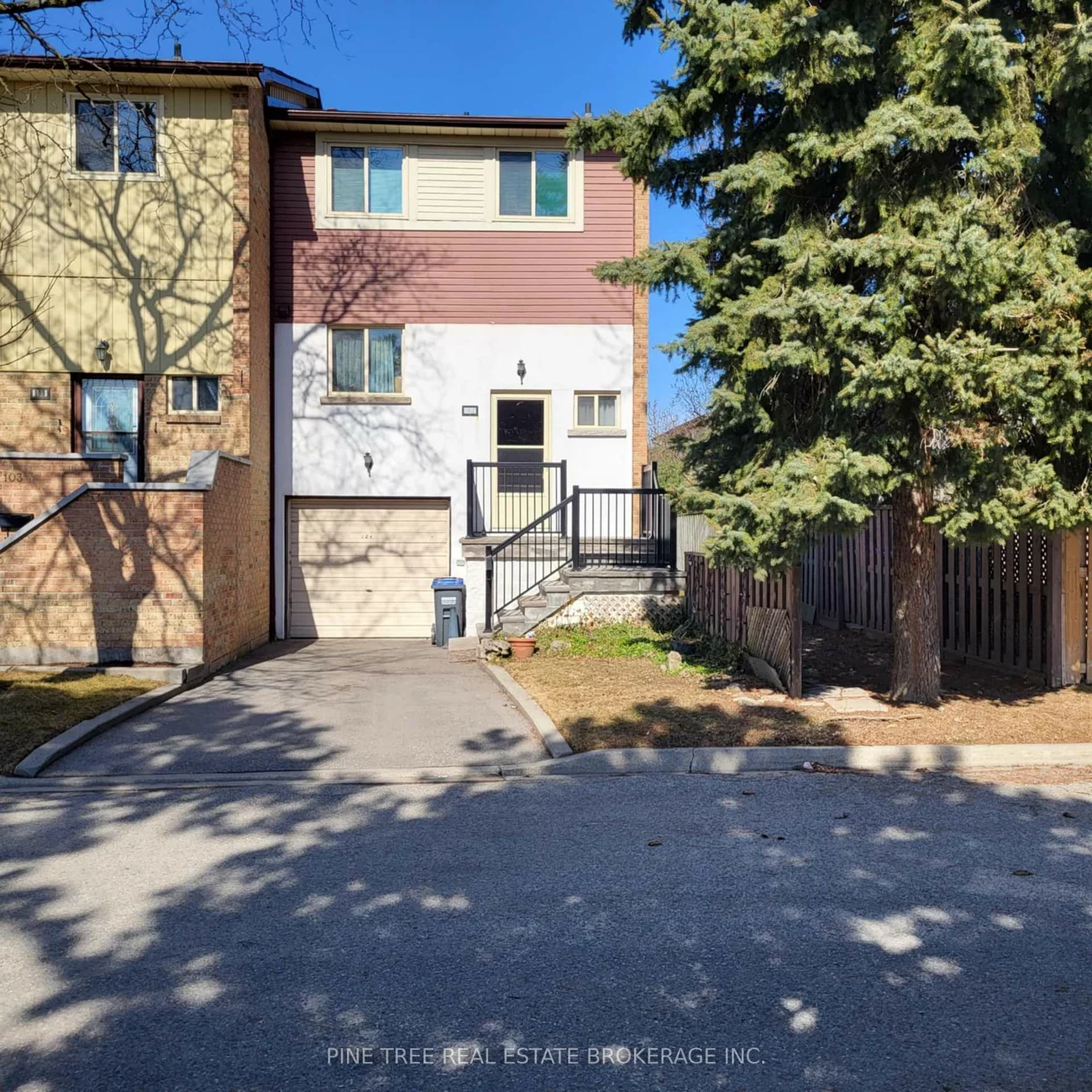 104, Baronwood, Brampton North, Brampton