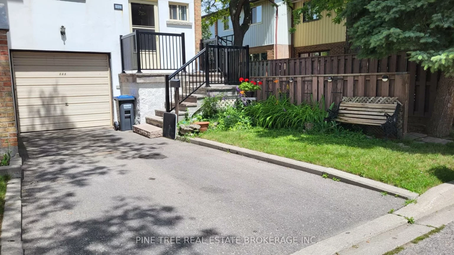 104, Baronwood, Brampton North, Brampton