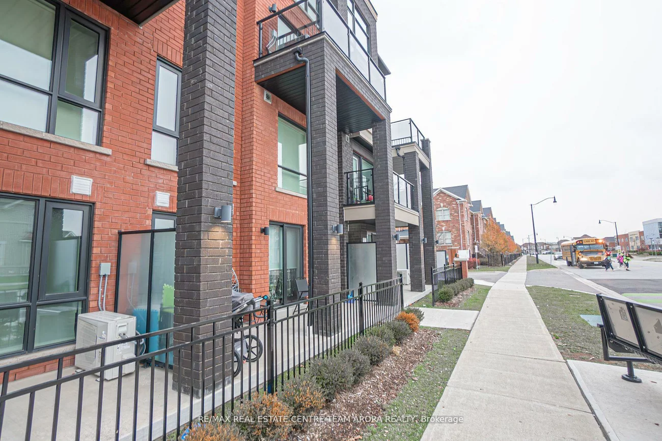 165, Veterans, Northwest Brampton, Brampton
